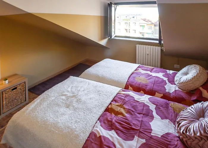 La Mansarda Rosa Di Via Cernaia *